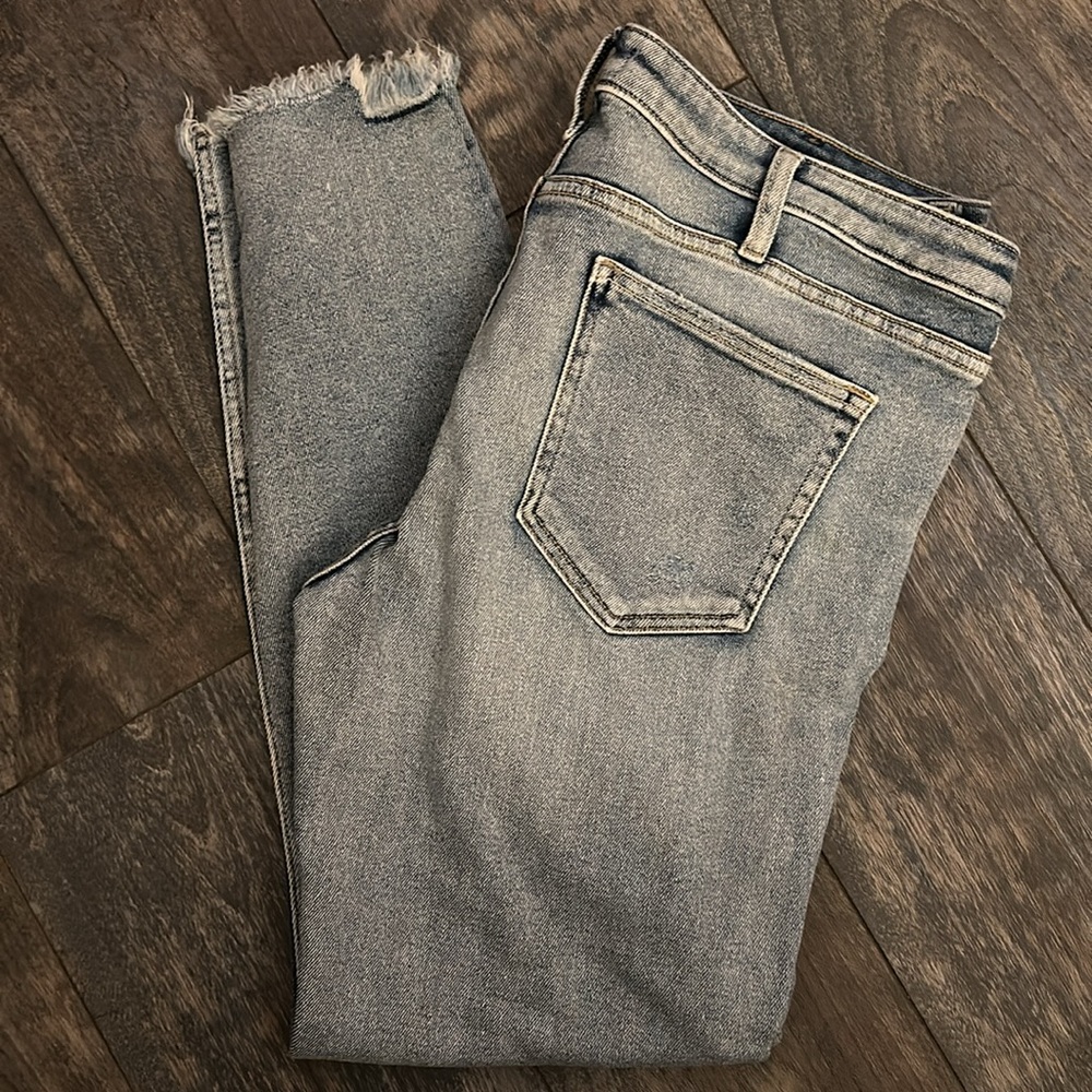 Silver Jeans Co Women’s Most Wanted Skinny Distressed Jeans Size 36/L29